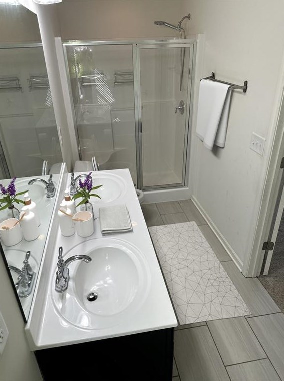 5011 Longview Walk, Decatur GA  30035-4190 exterior