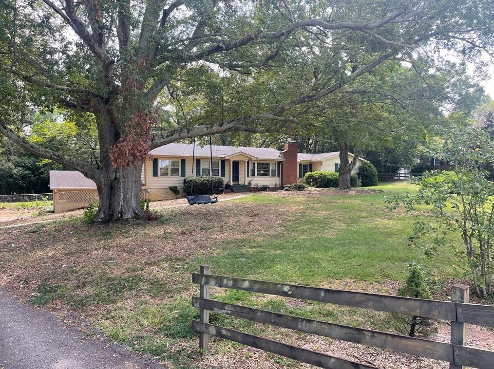 2445 Barnett Shoals Rd, Athens, GA 30605