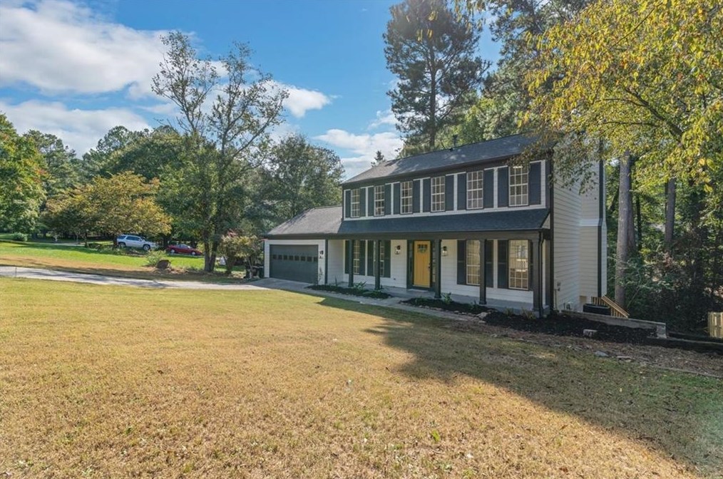 1045 Cranberry Crk, Roswell, GA 30076-2381