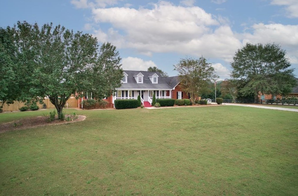 3535 Indian Shoals Rd, Dacula, GA 30019-1710