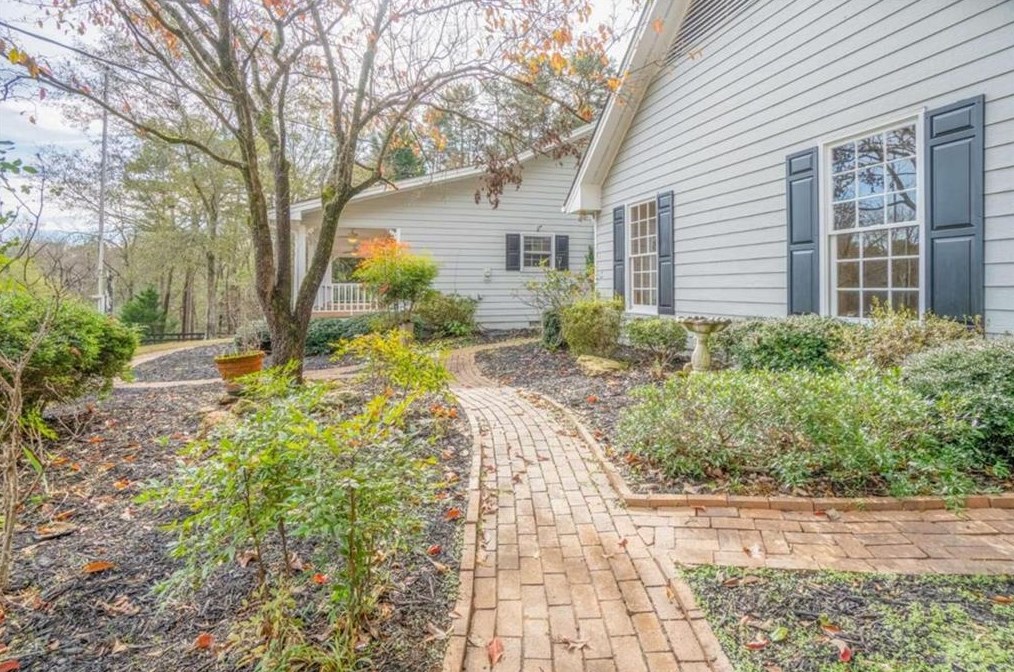6491 Jackson Trail Rd, Hoschton, GA 30548