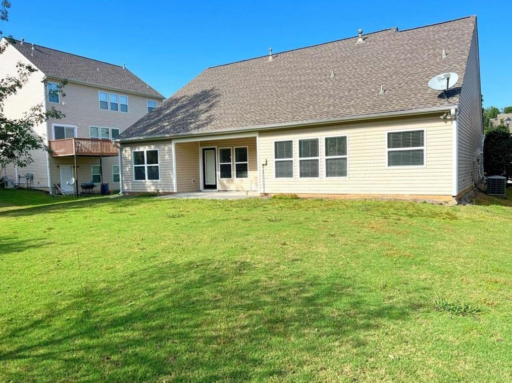 2362 Walnut Tree Ln, Buford, GA 30519