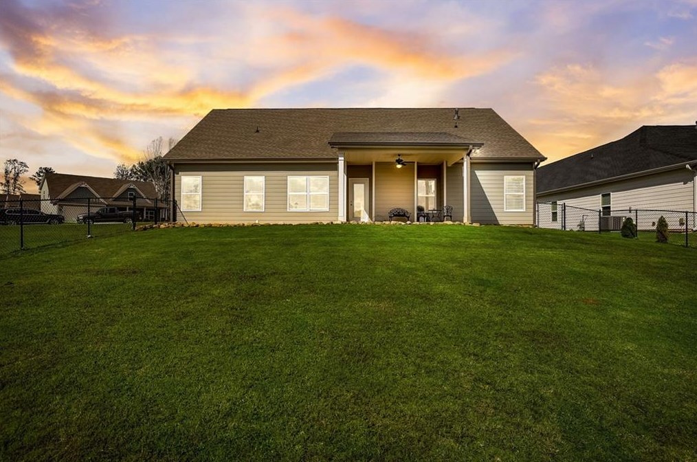 8381 Dublin Dr, Winston, GA 30187