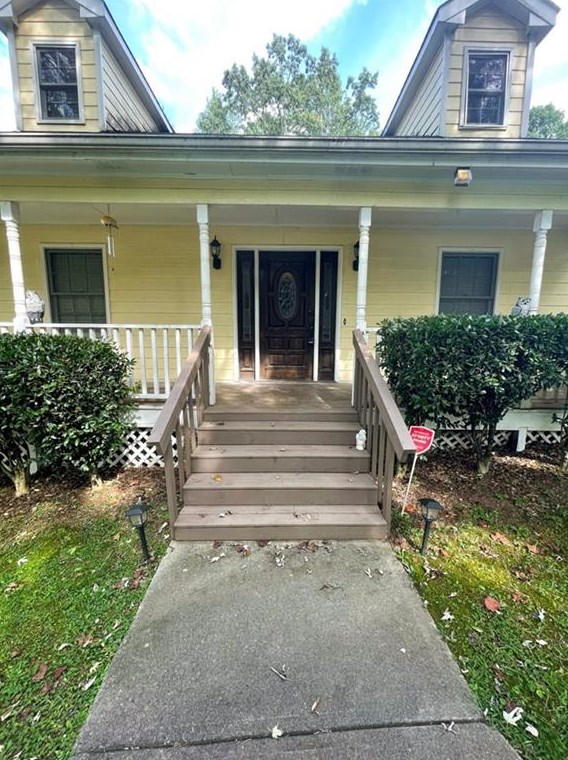 1918 Kelvin Dr, Lawrenceville, GA 30043