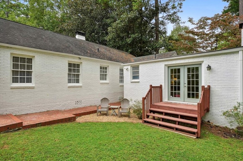 1906 Westminster Way, Atlanta GA  30307-1135 exterior