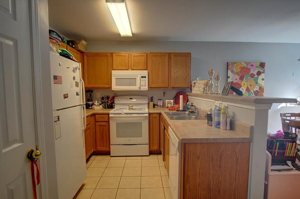 103 Avalon Dr, Calhoun GA 30701-9434 exterior