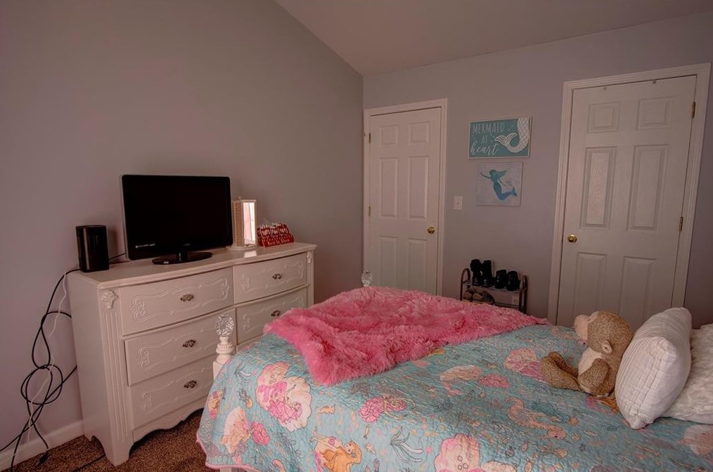 103 Avalon Dr, Calhoun GA 30701-9434 exterior