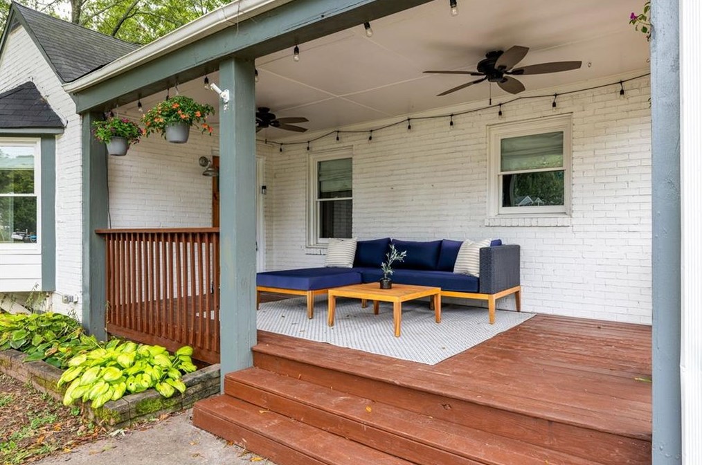 1865 Hooper St, Decatur GA  30032-4133 exterior