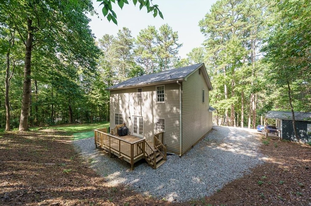 652 Cawthon Rd, Toccoa GA  30577-7277 exterior