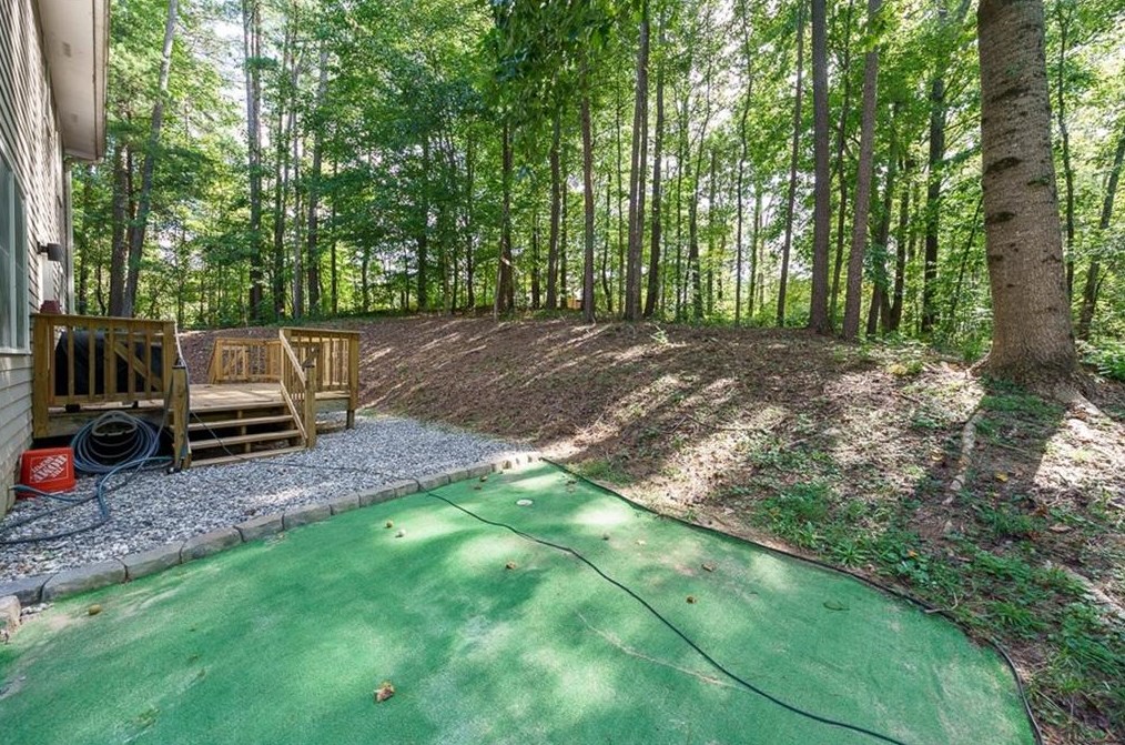 652 Cawthon Rd, Toccoa GA  30577-7277 exterior