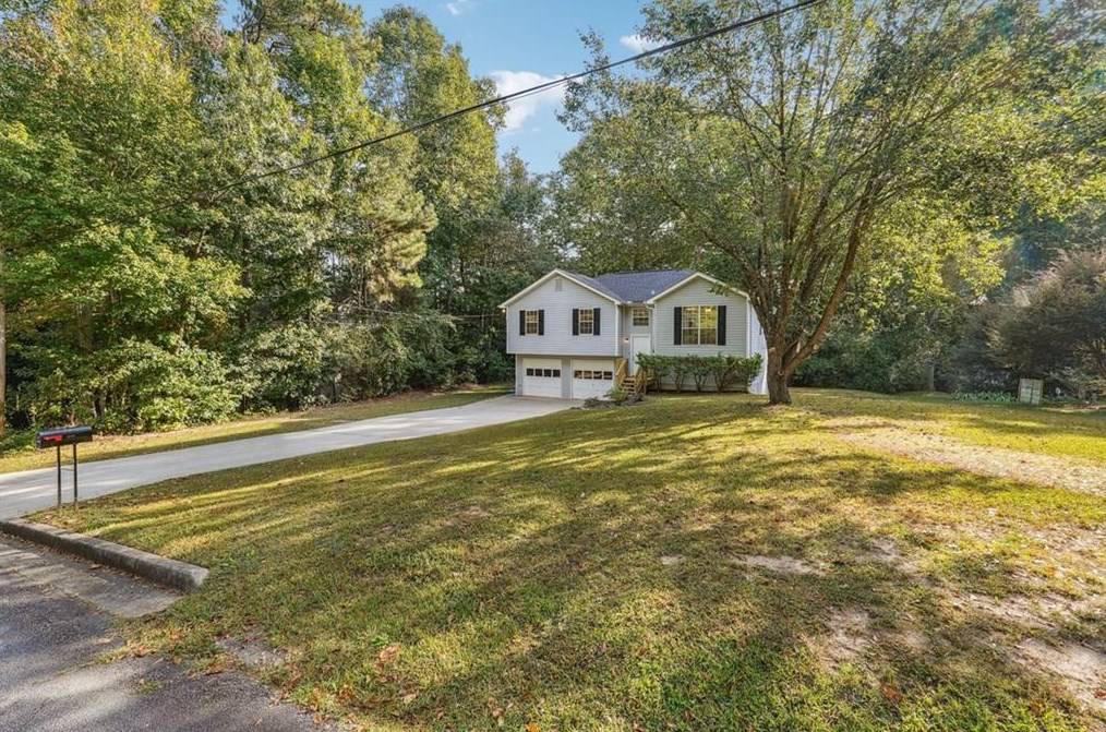 1475 Victoria St, Douglasville, GA 30134-2662