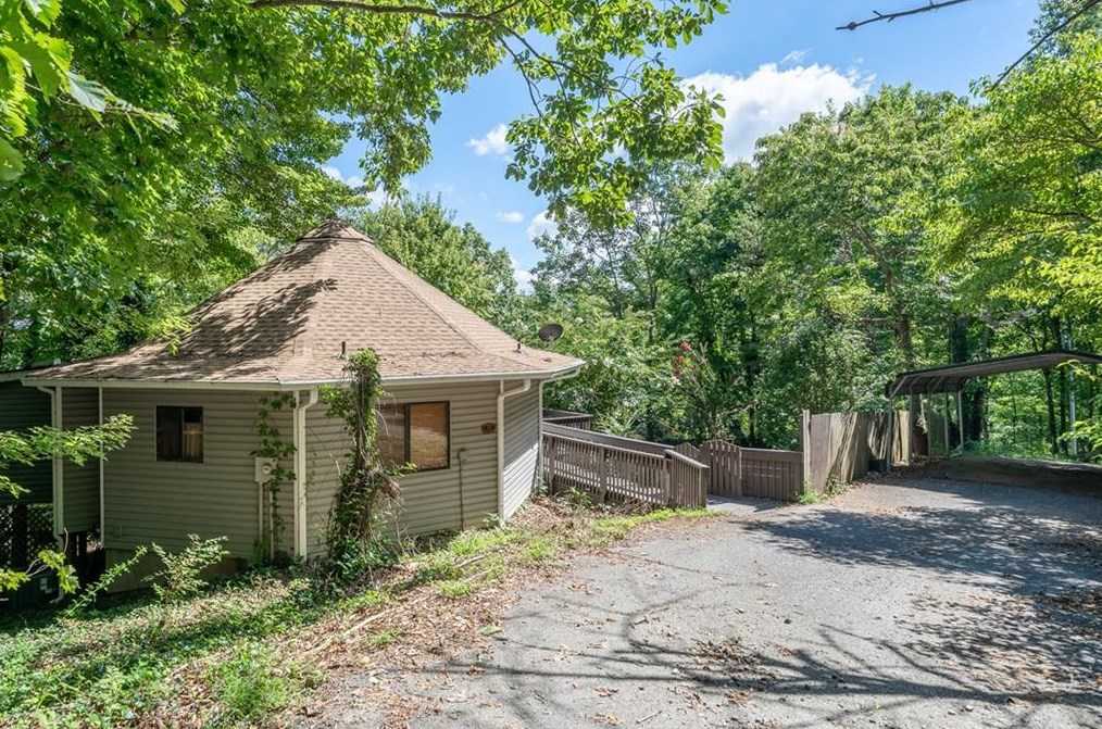 23 Eagles Ridge Way, Blue Ridge, GA 30513-8141