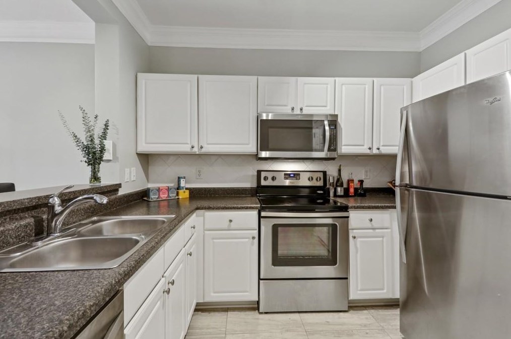 1221 Westchester Ridge #1221, Atlanta, GA 30329