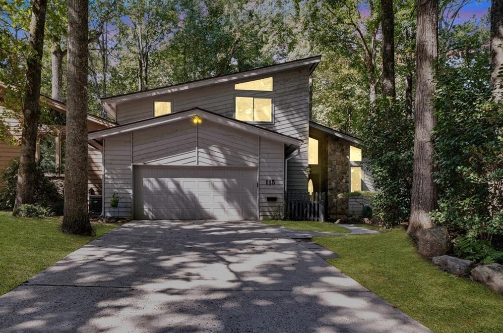 115 Lakeview Ridge E, Roswell, GA 30076