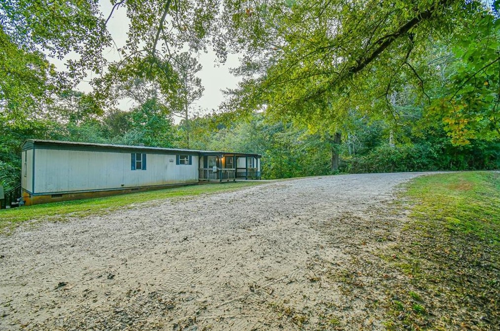 3184 Broome Rd, Gainesville GA 30507-7809 exterior