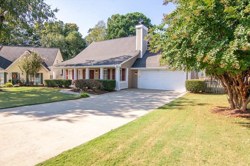 215 Winwood Way, Alpharetta, GA 30005-4384
