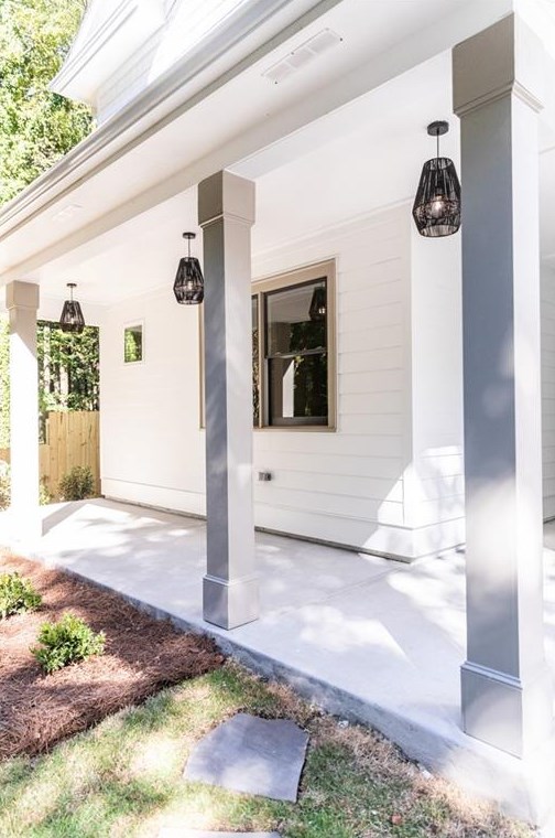 3206 Mchenry Dr, Scottdale, GA 30079
