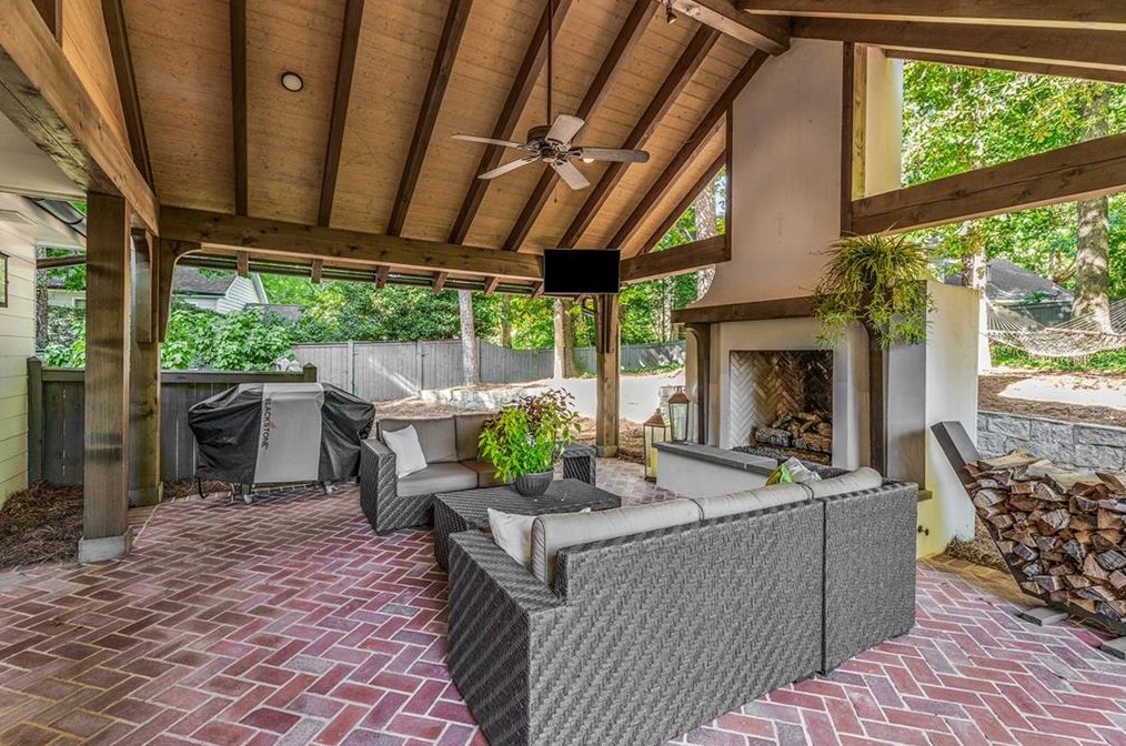 1448 Nancy Creek Dr, Atlanta GA  30319-1859 exterior