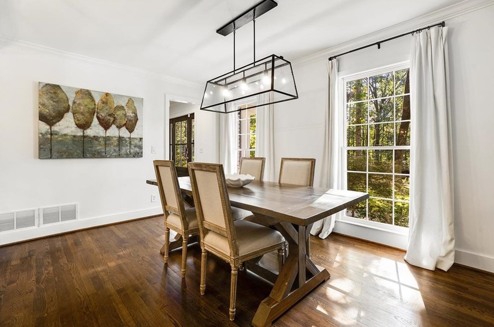 1448 Nancy Creek Dr, Atlanta GA  30319-1859 exterior