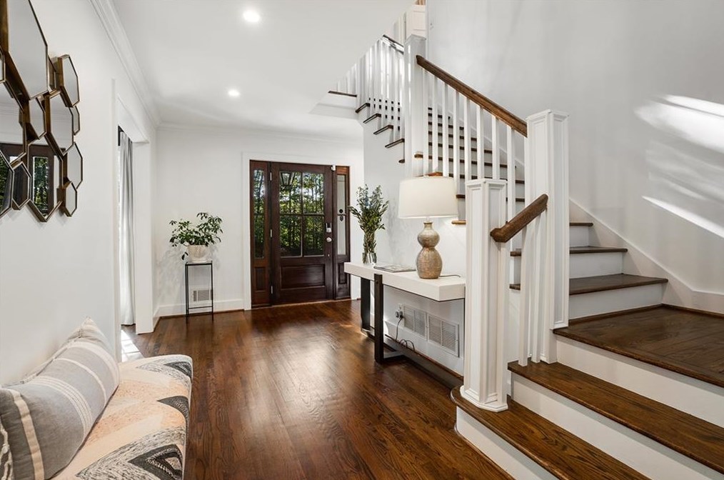 1448 Nancy Creek Dr, Atlanta GA  30319-1859 exterior