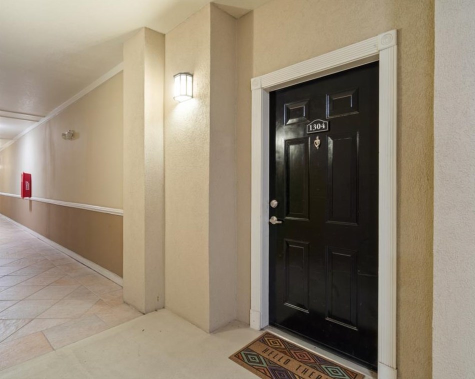1304 Westchester Rdg, Atlanta, GA 30329-2482