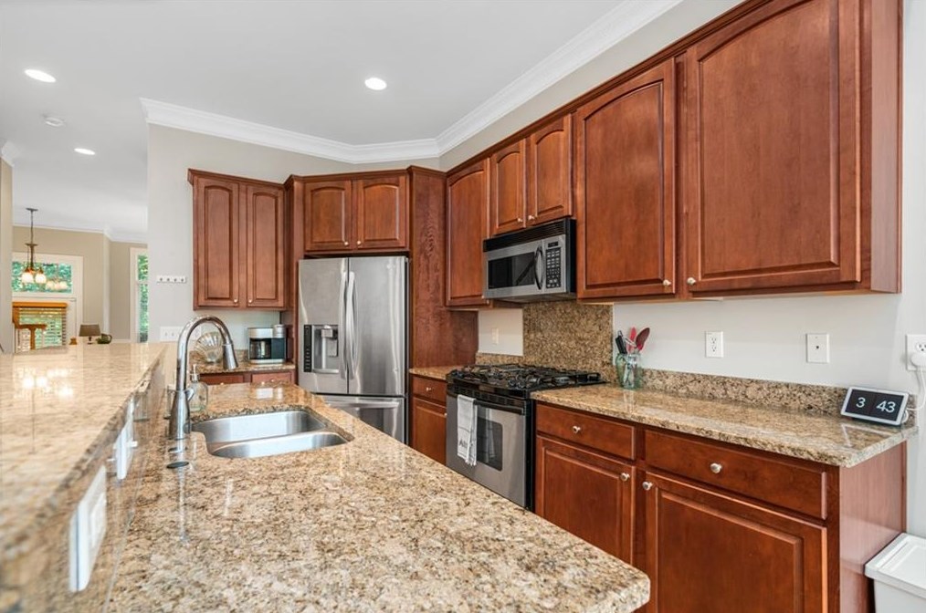 1127 Providence Pl, Decatur GA  30033-3465 exterior