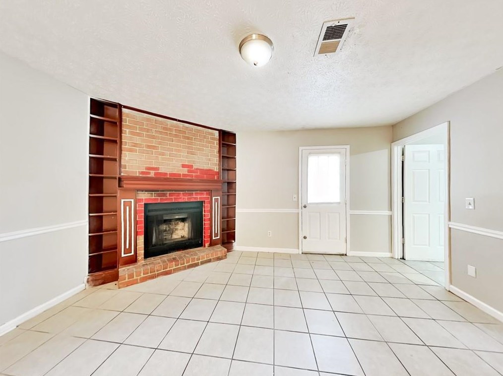 1287 Knoll Ct Nw, Conyers, GA 30012