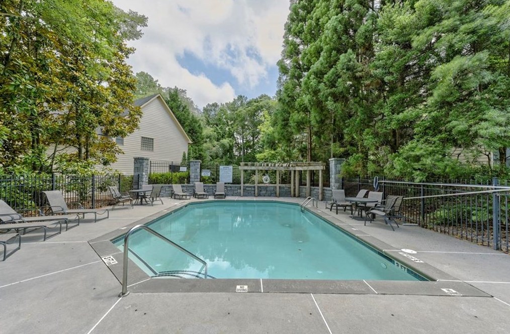 1403 Village Creek Cir, Atlanta GA  30316-3281 exterior