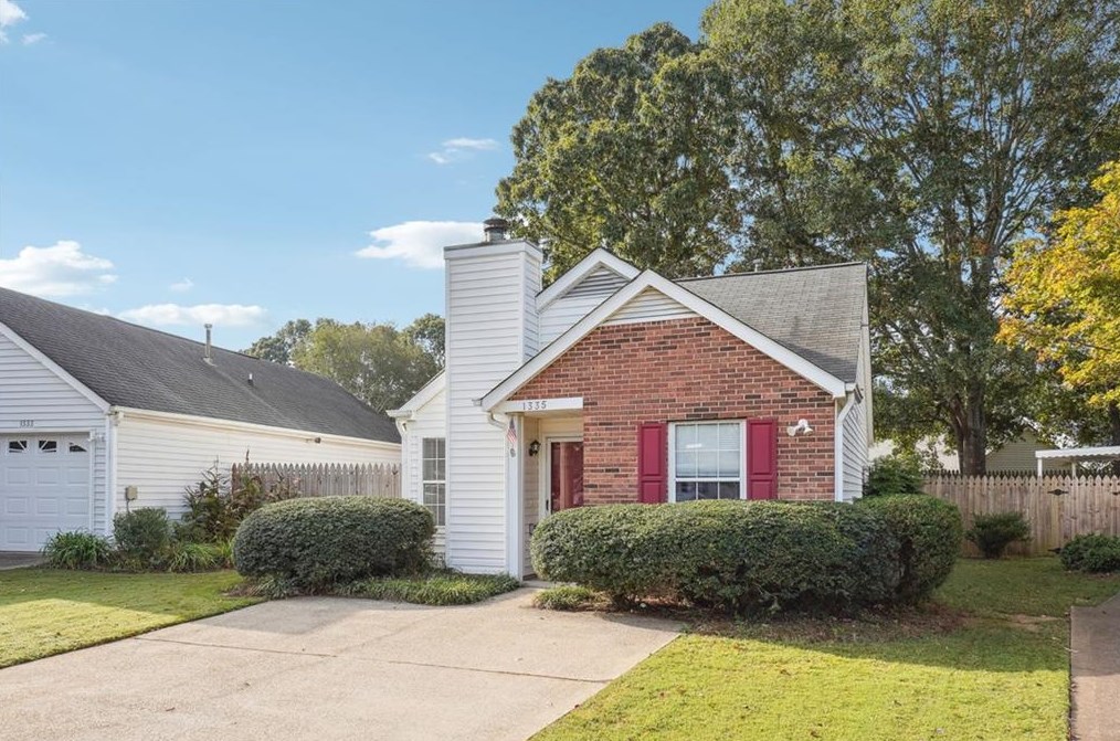 1335 Yorkshire Ln, Holly Springs, GA 30188