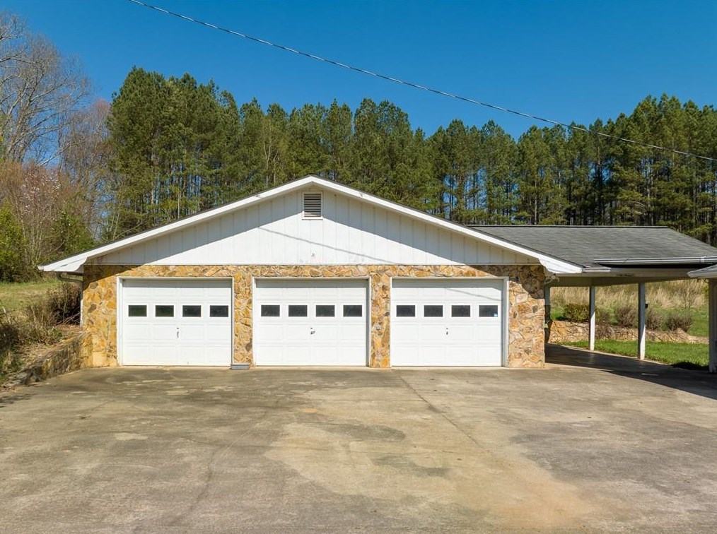 255 Loving Rd, Morganton, GA 30560-3204