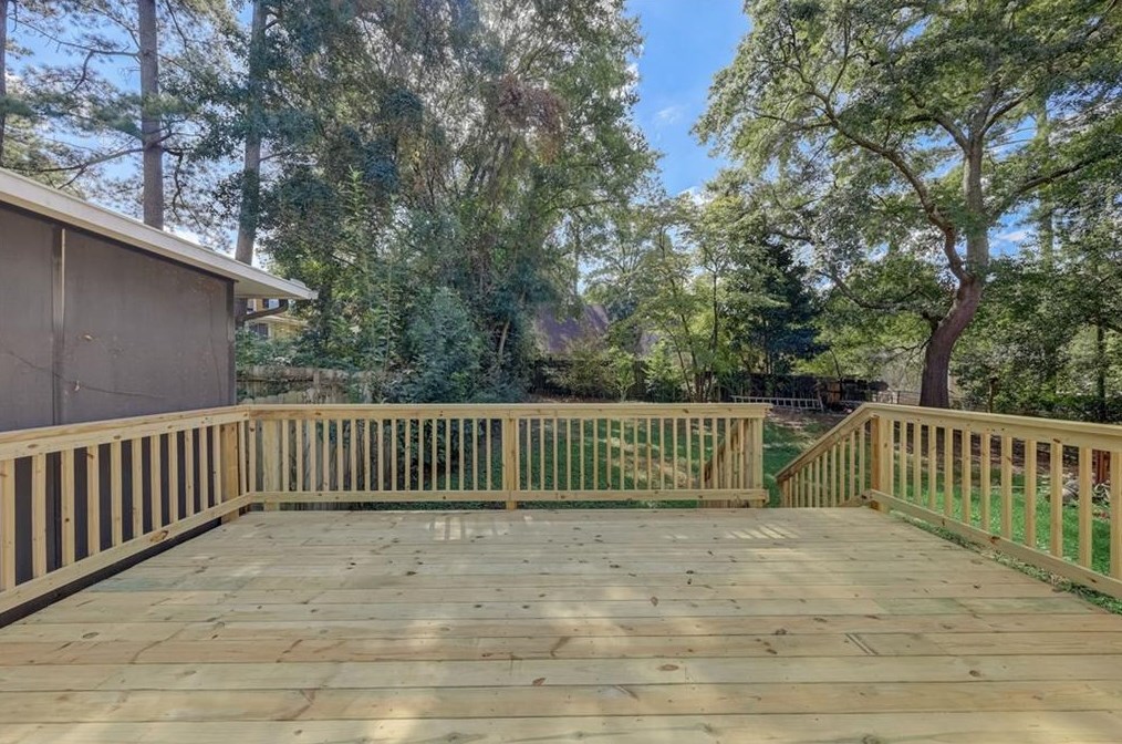 1260 Creekside Ct, Smyrna GA  30080-2659 exterior