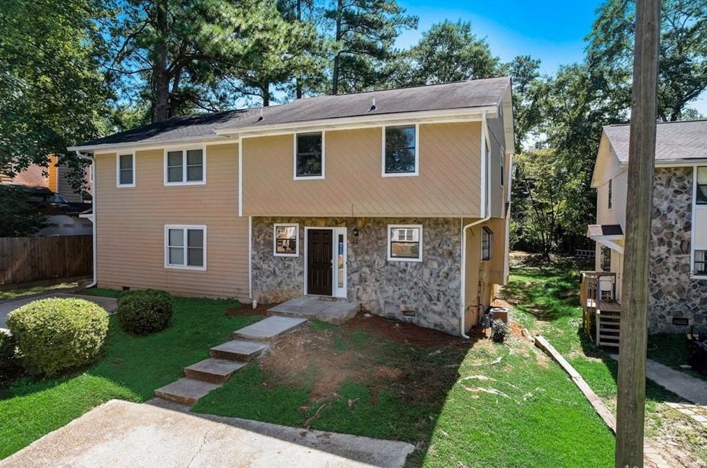 1260 Creekside Ct, Smyrna GA  30080-2659 exterior