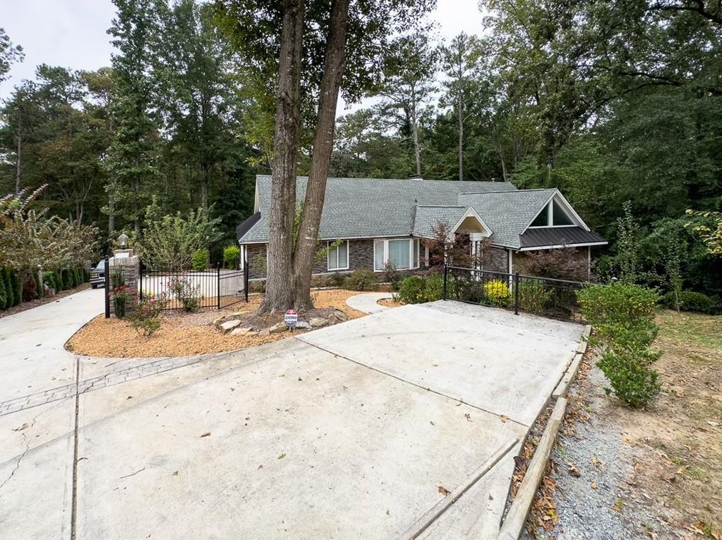 1268 Timberland Dr Se, Marietta, GA 30067