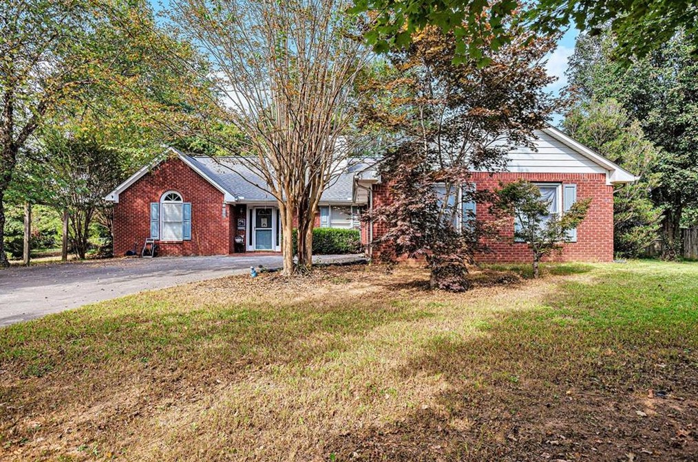 19 Leslie Cv, Euharlee, GA 30121-8113