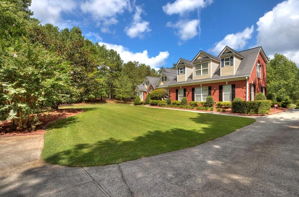 126 Hickory Gap Trl, Dallas GA  30157-0574 exterior