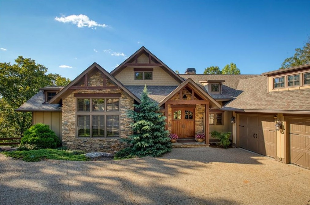 45 Miners Pl, Dahlonega, GA 30533