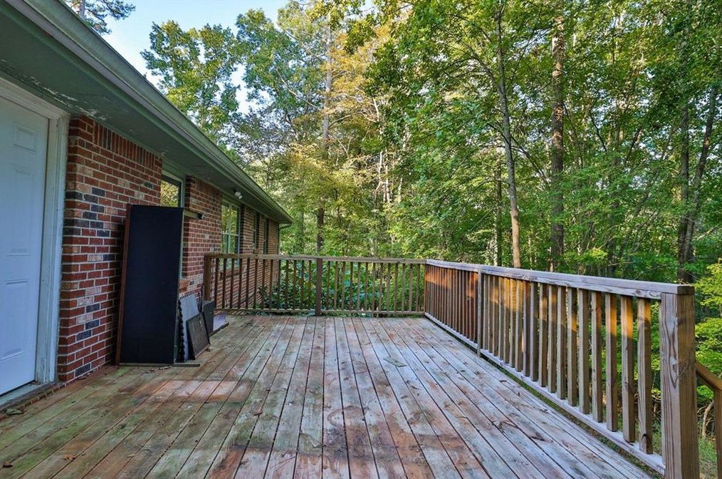 1512 Pine Cir, Lawrenceville, GA 30044-3852