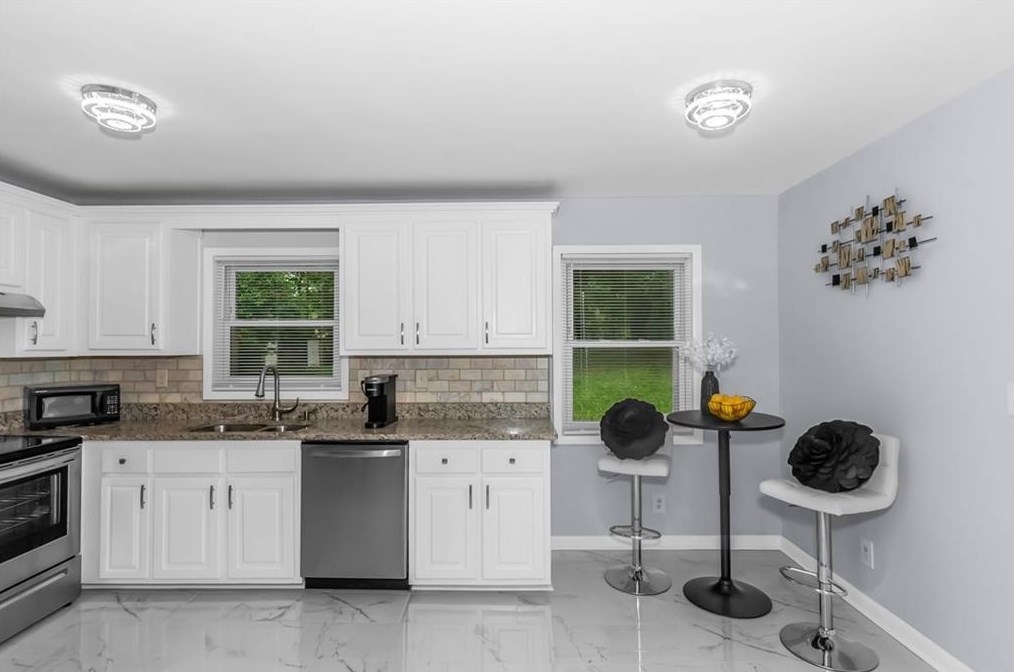 3624 Barrington Pl, Decatur GA  30032-3861 exterior