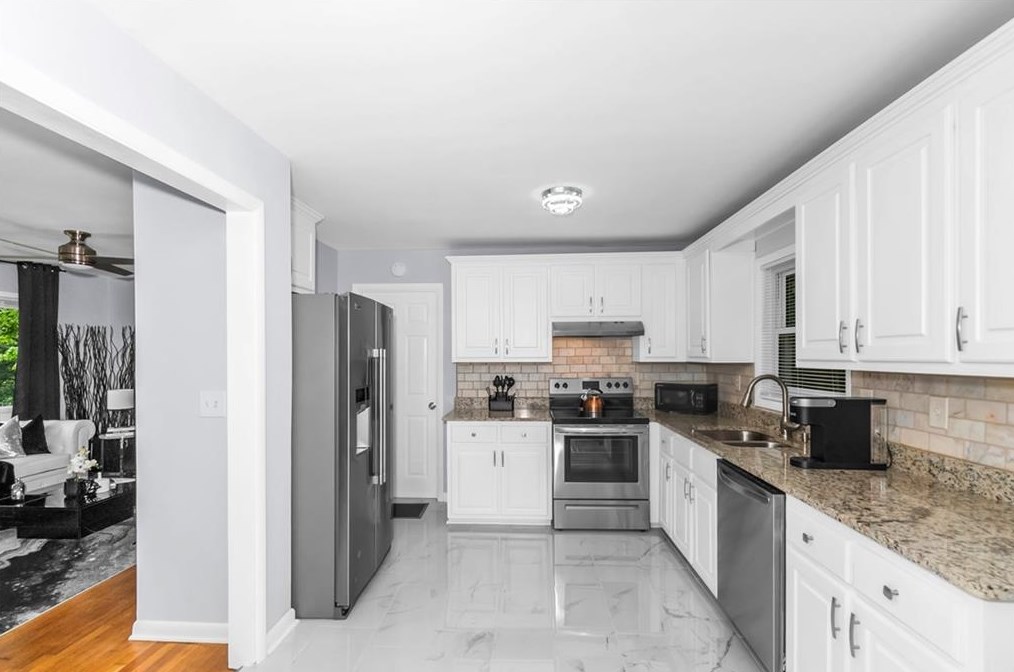 3624 Barrington Pl, Decatur GA  30032-3861 exterior