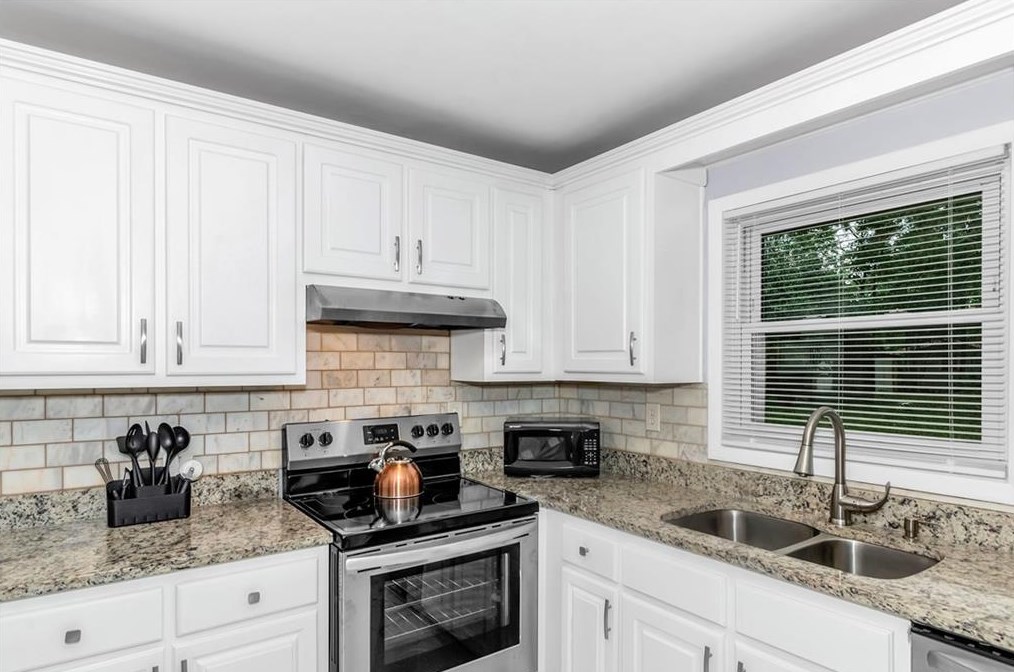 3624 Barrington Pl, Decatur GA  30032-3861 exterior