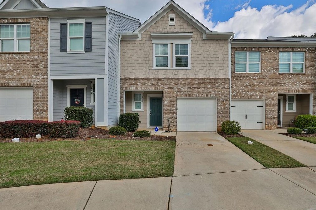 3208 Tarian Way, Decatur GA  30034 exterior