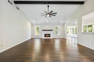 3384 Edgewood Cir - Photo 8