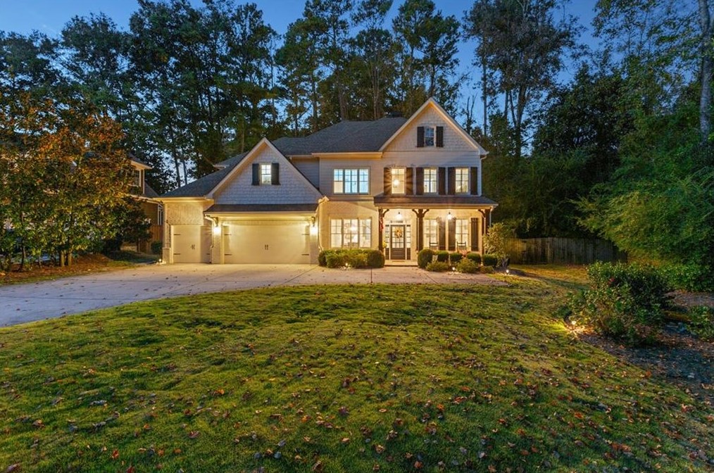 580 Windsor Pkwy, Atlanta GA  30342-2751 exterior