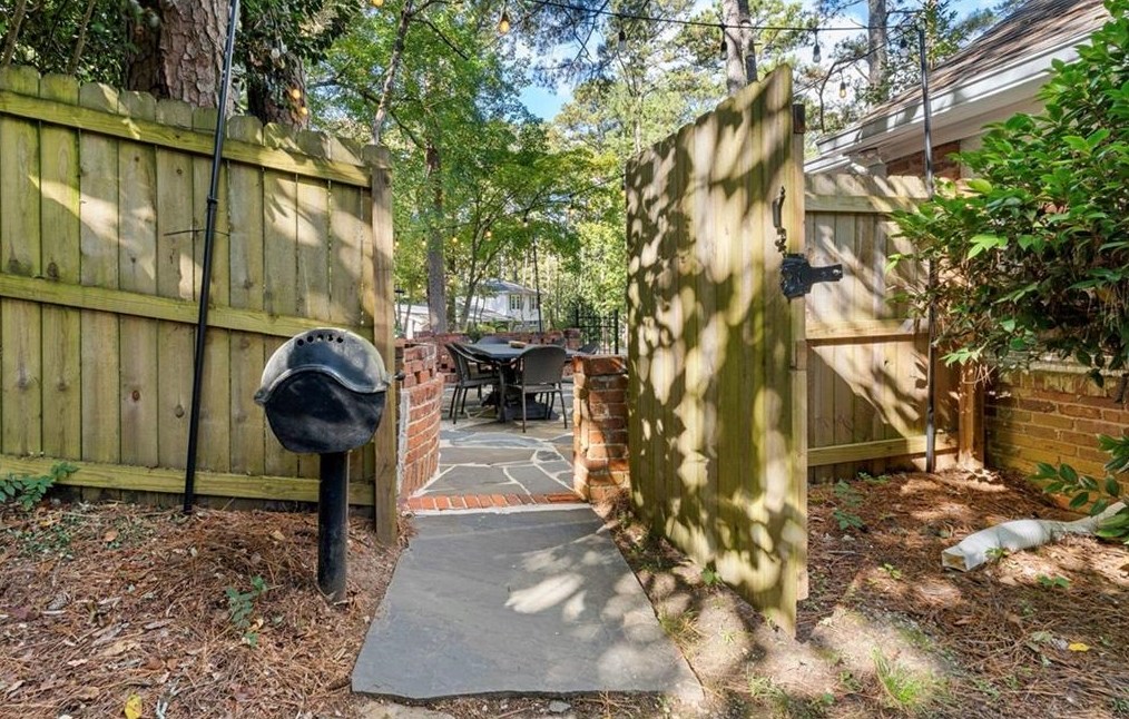 2953 Sylvan Ramble Rd, Atlanta GA  30345-2159 exterior