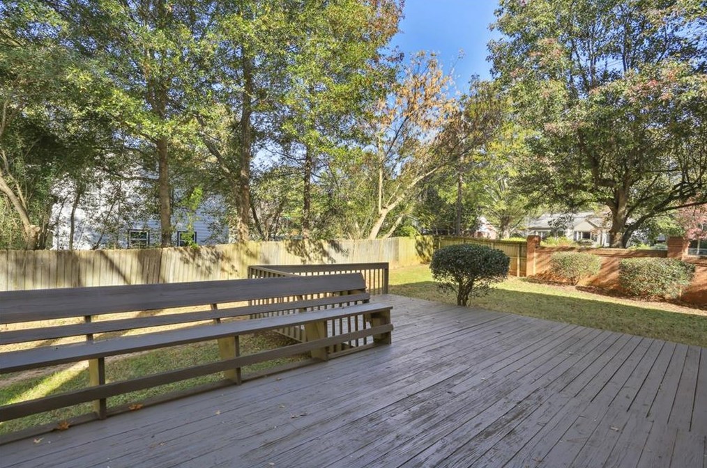 1717 Frazier Park Dr, Decatur GA  30033-1536 exterior