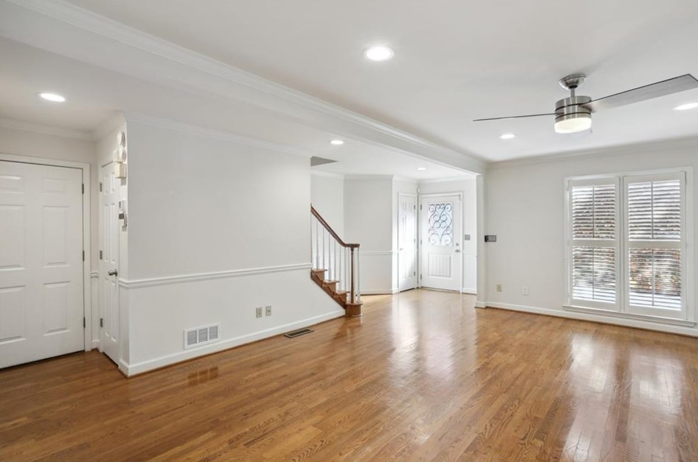 1717 Frazier Park Dr, Decatur GA  30033-1536 exterior