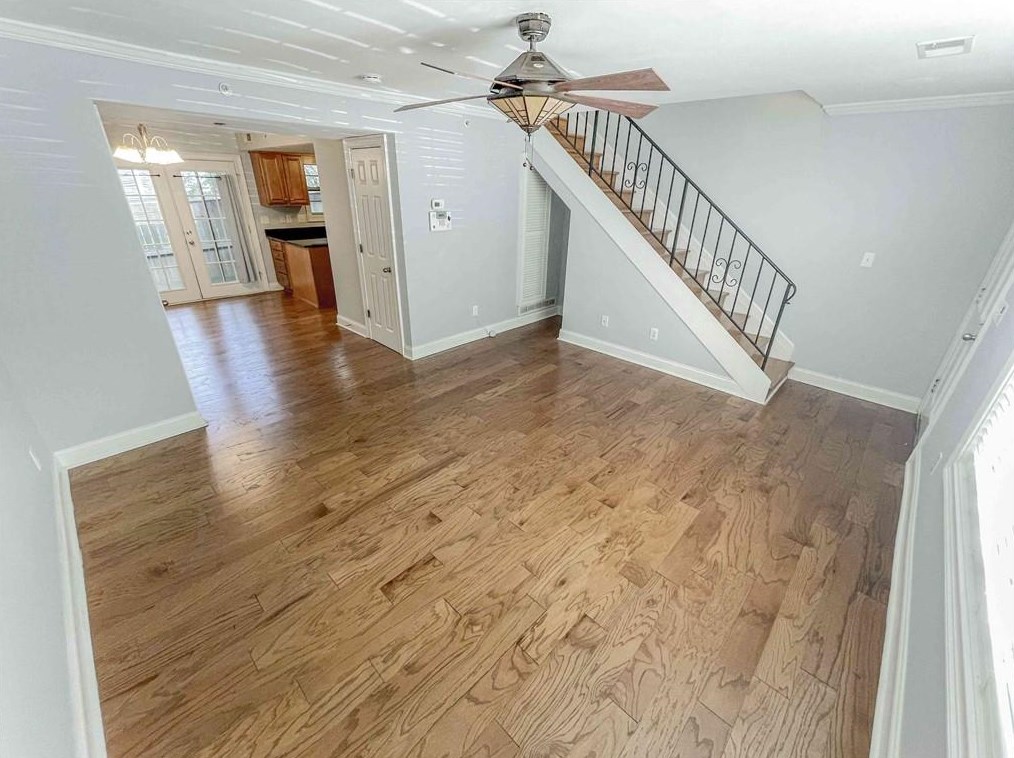 27 Villa Ct, Smyrna GA  30080-4570 exterior