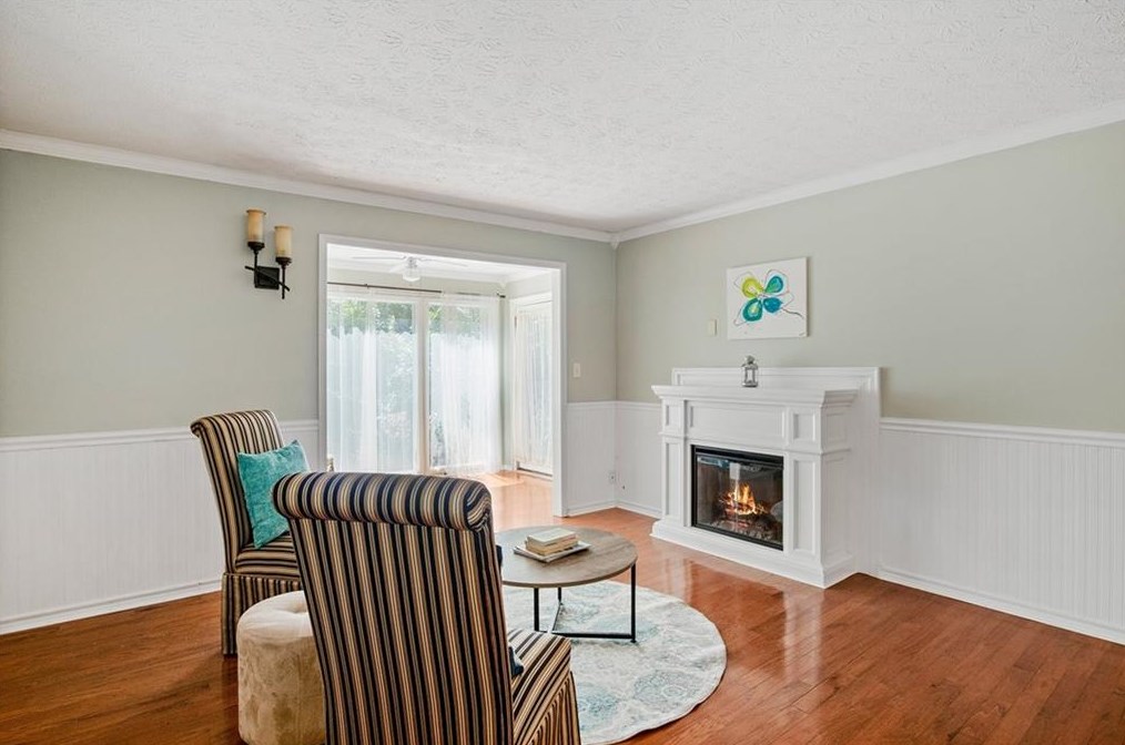 304 Natchez Trce, Atlanta GA  30350-3010 exterior