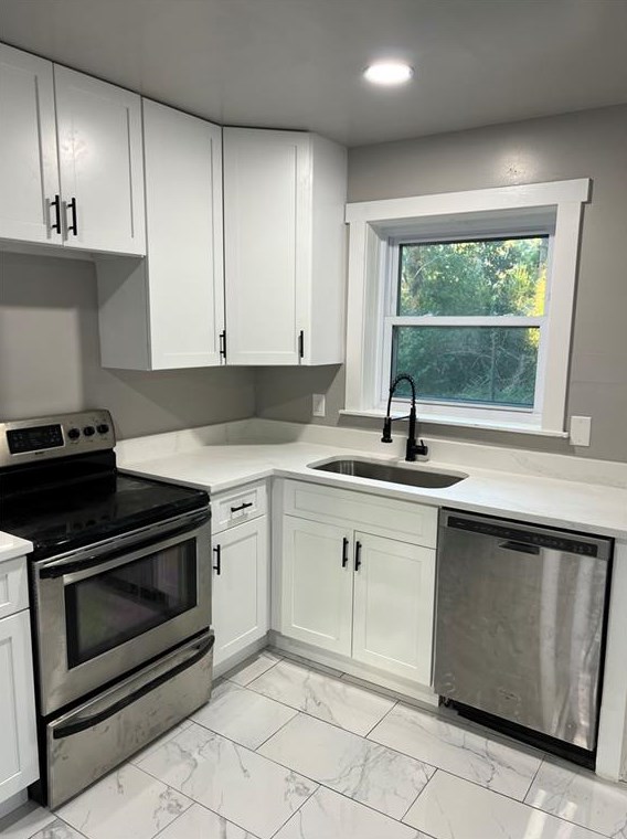 1934 Gln Echo Dr, Decatur GA 30032-5126 exterior