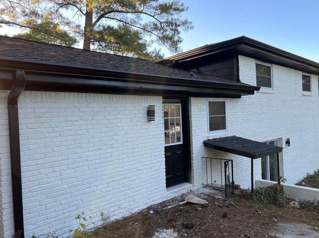 1934 Gln Echo Dr, Decatur GA 30032-5126 exterior